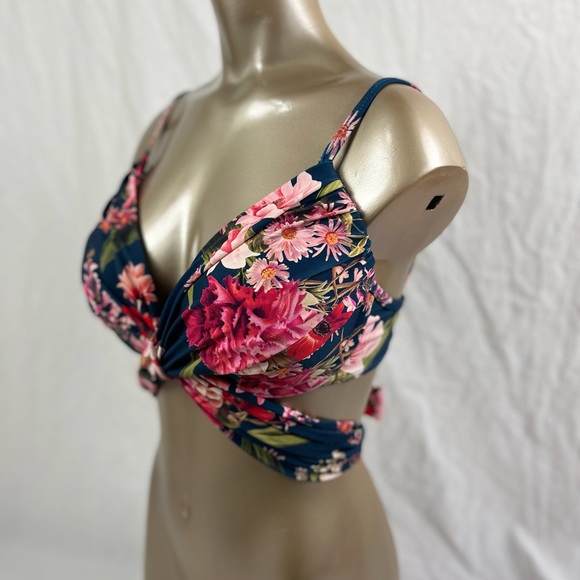Azura Australia Floral Bikini Top | Size US 6 - Picture 3 of 7